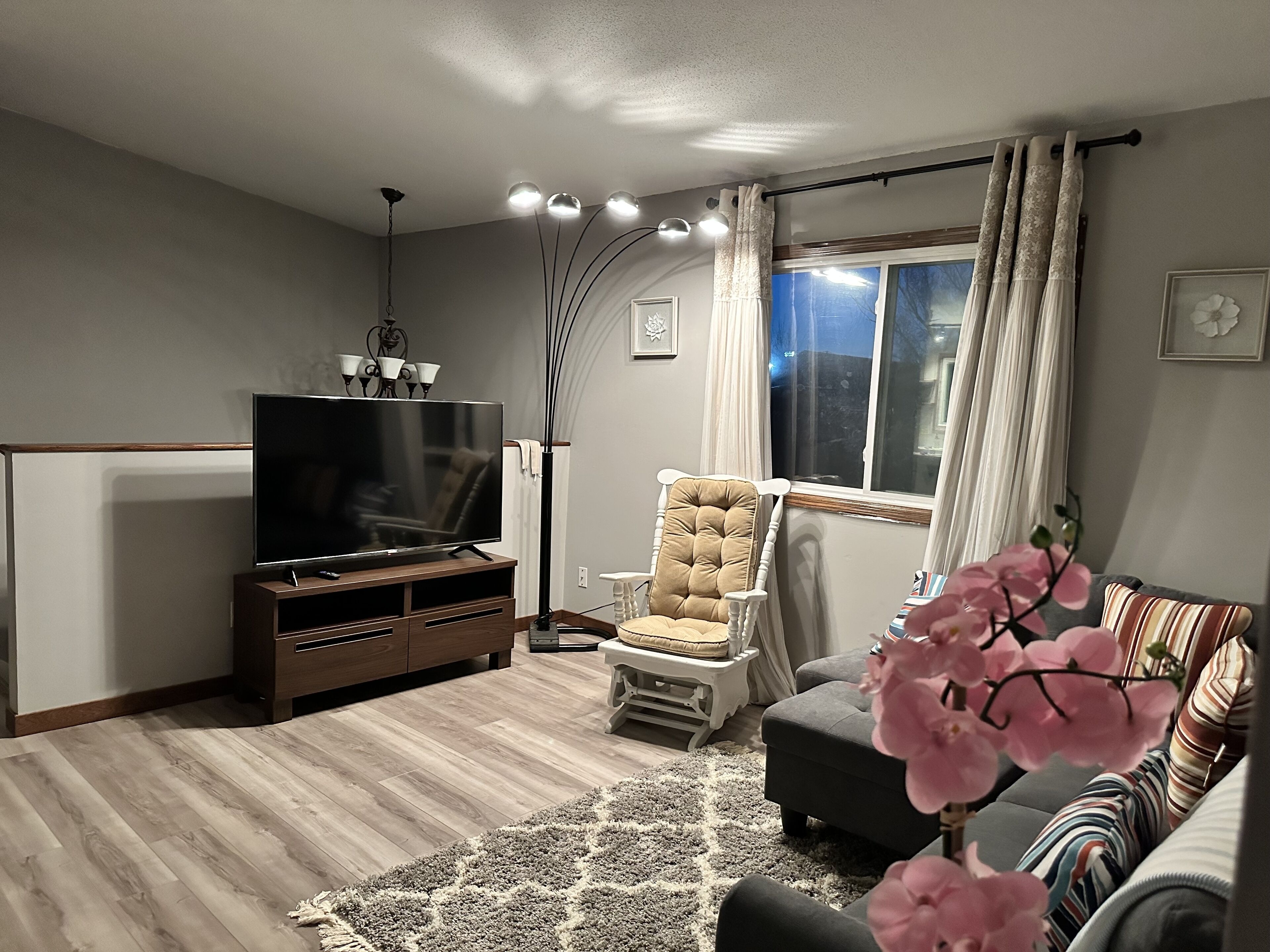 Winter warm booking! Home away from home.