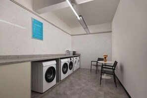 Laundry room - Wuxiji Boutique Hotel (Wuhan Future Science & Technology City Huawei Institute Branch) (Wuhan)