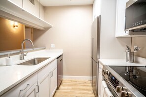 Fridge, microwave, oven, dishwasher
