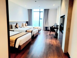 Grand Triple Room -  Quynh Trang Hung Yen Hotel (Van Lam)