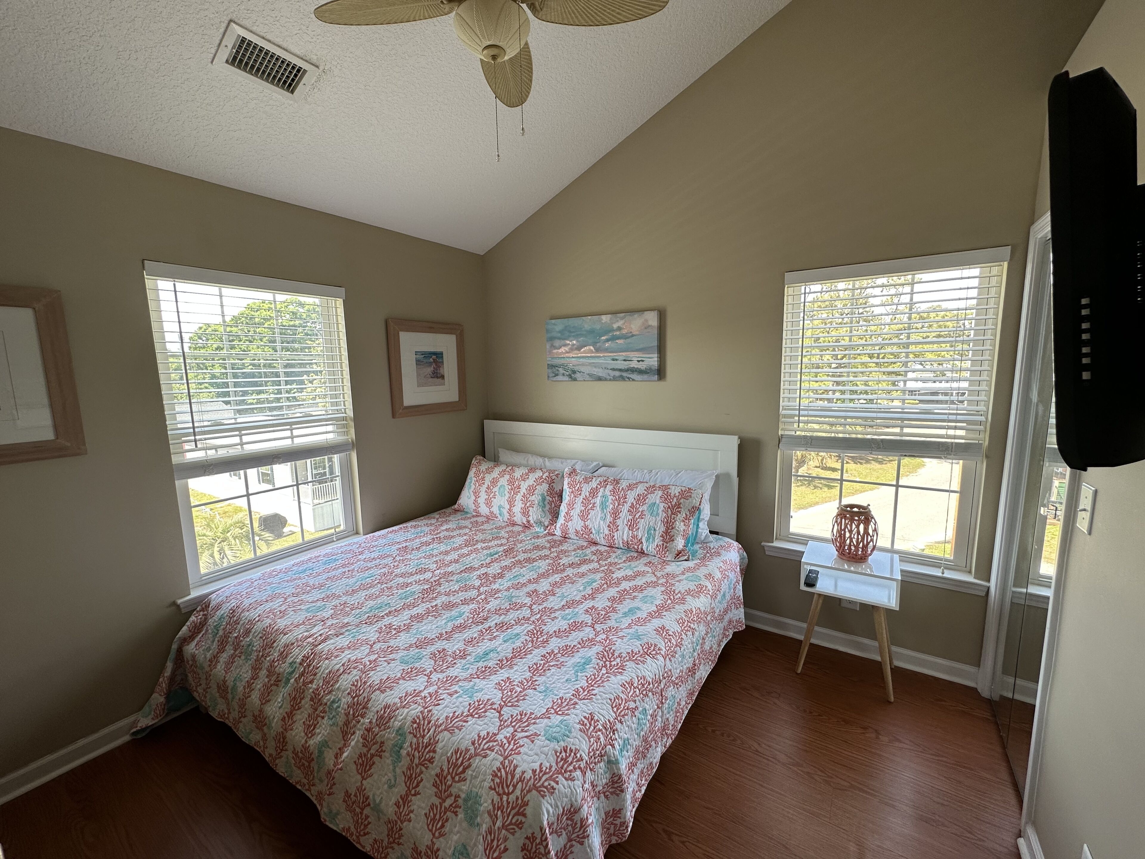 Shore Blessed 5 Bdr 3 Ba in Ocean Lakes