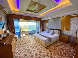 Garden view - CCULB Resort & Convention Hall (Ulukhola)