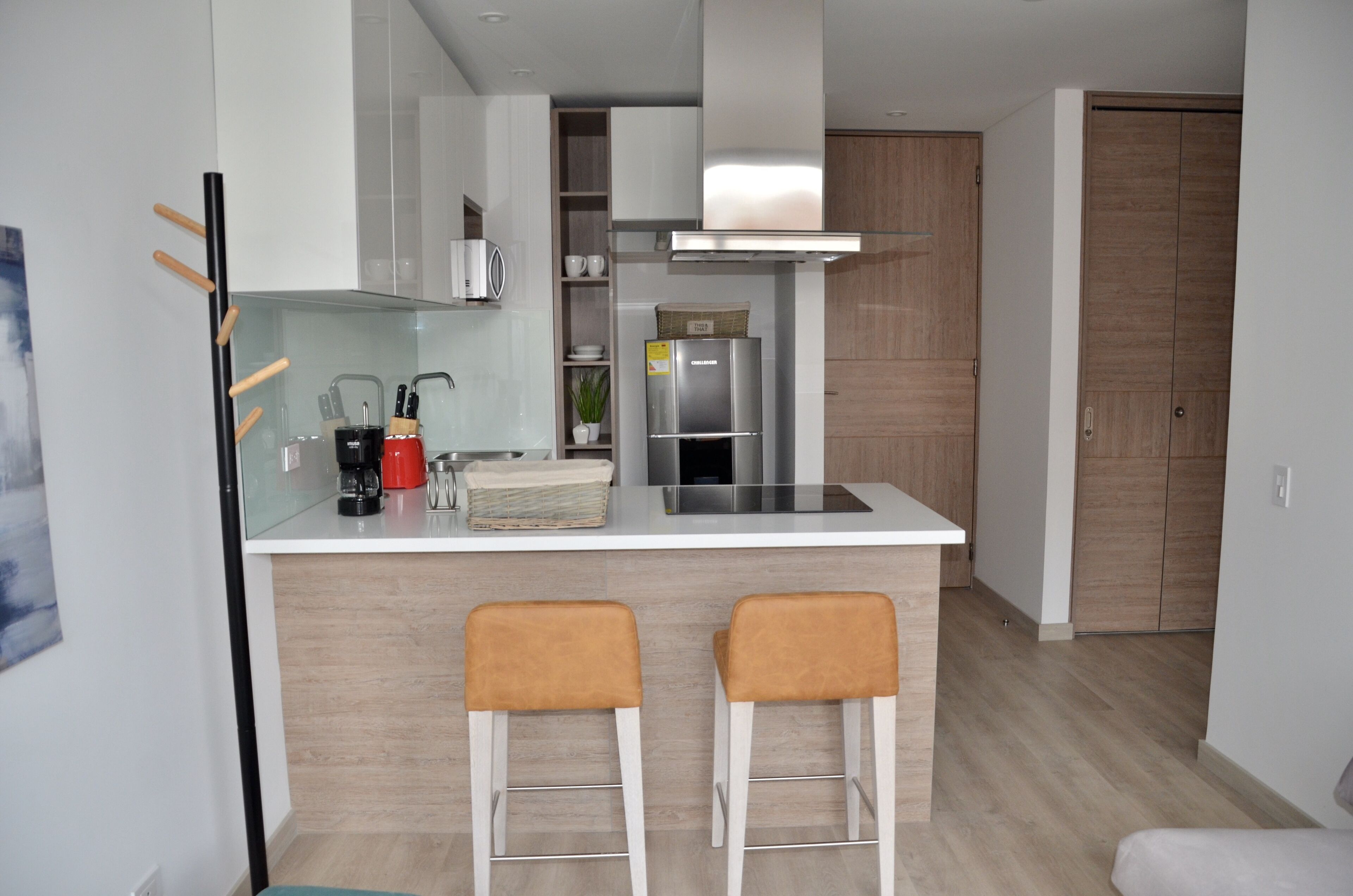 401 Exclusive 1 bedroom loft with balcony