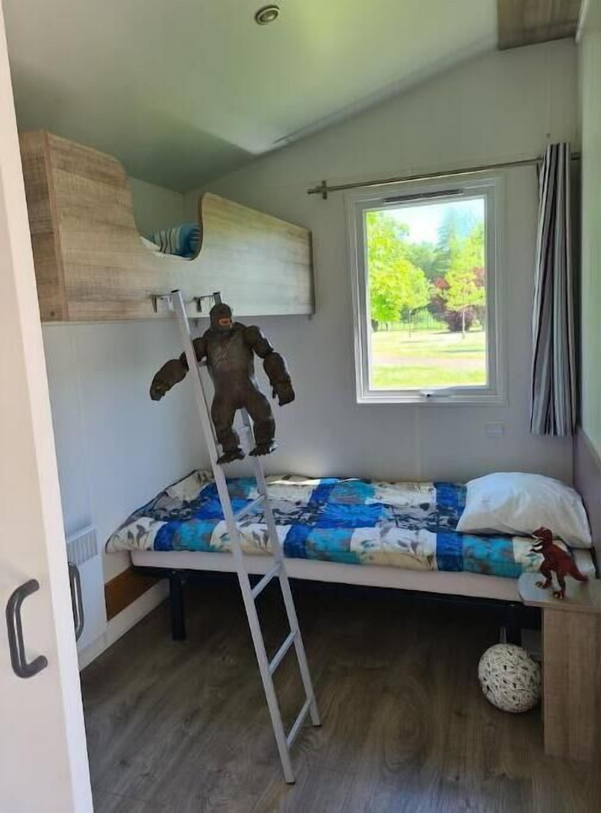 2 camere, una cassaforte in camera, una scrivania, culla da viaggio