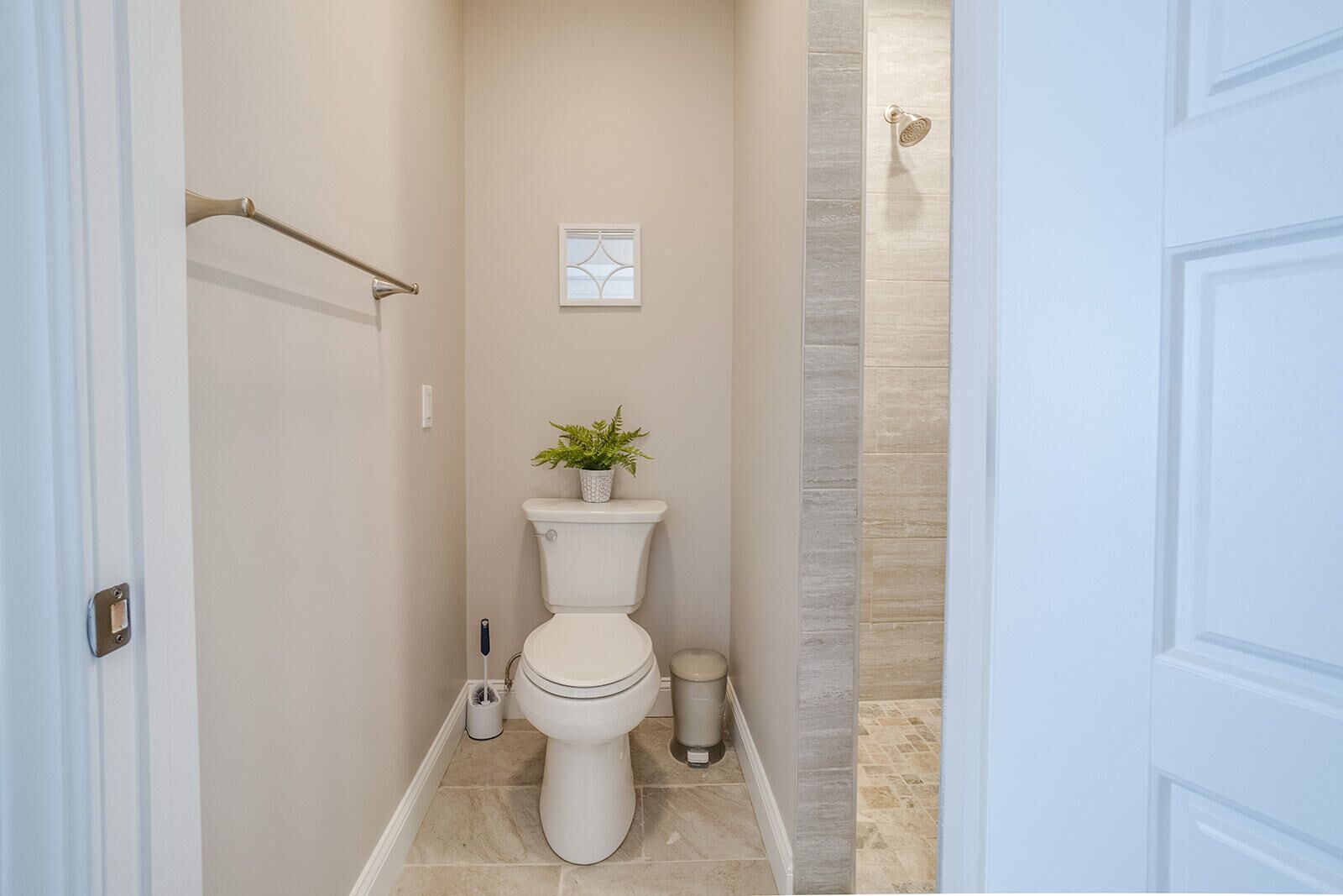 BRAND NEW!! WELCOME to CASA DEL LAGO UNIT #40 650/night