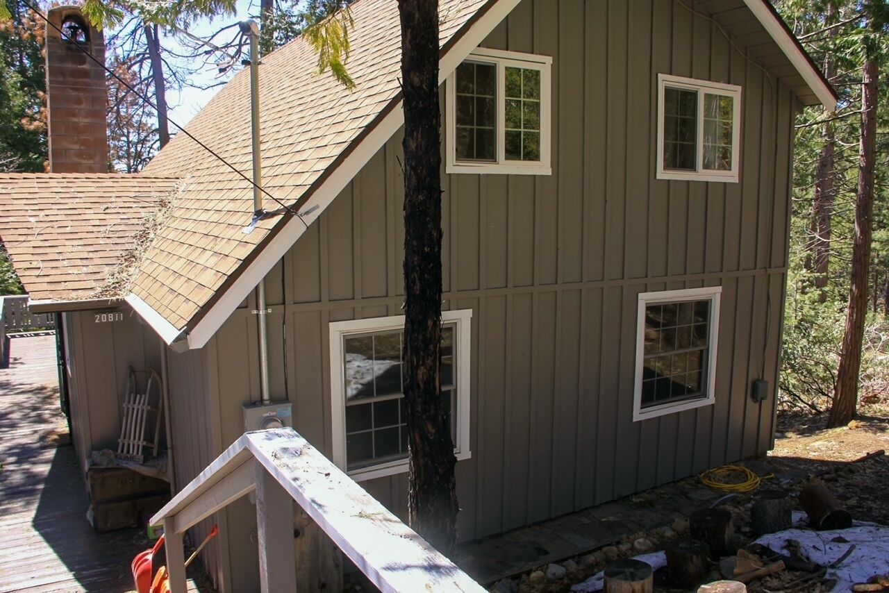 Log Cabin in Mi-Wuk Village