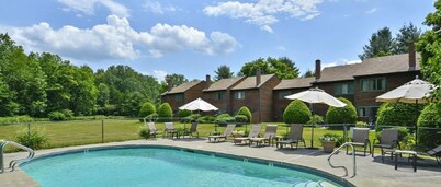 Perfectly Located Townhouse 4 bedrooms, 2.5 baths in the heart of Stowe Vermont