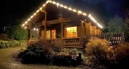 'oak' Log Cabin With hot tub
