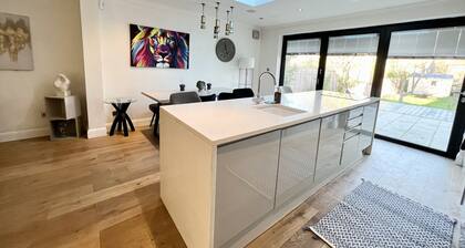 Modern home with parking + large garden