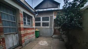 Enceinte de lâhĂ©bergement