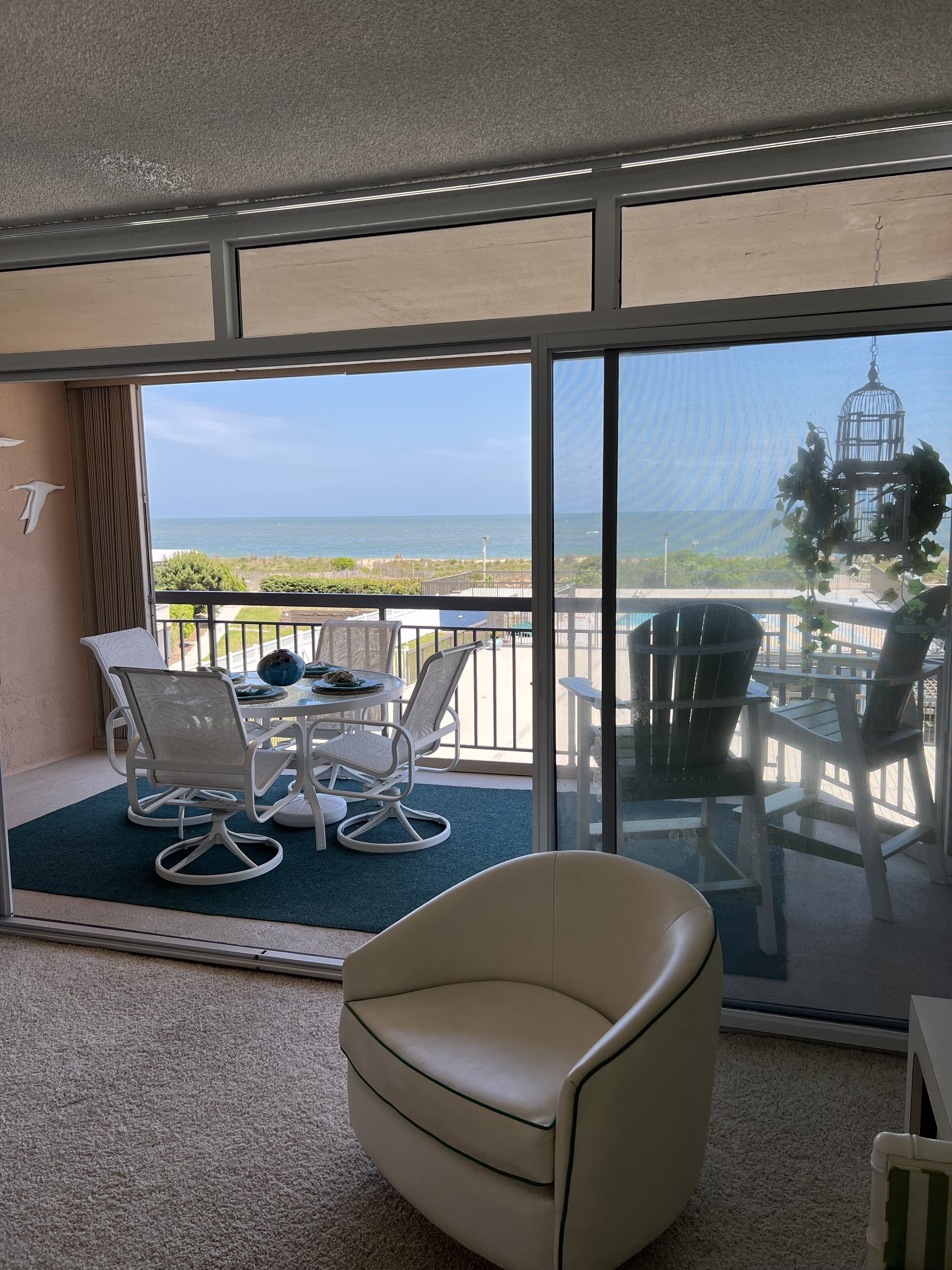 New! Fabulous Direct OCEANFRONT Condo -  Completely Updated,  Linens Included