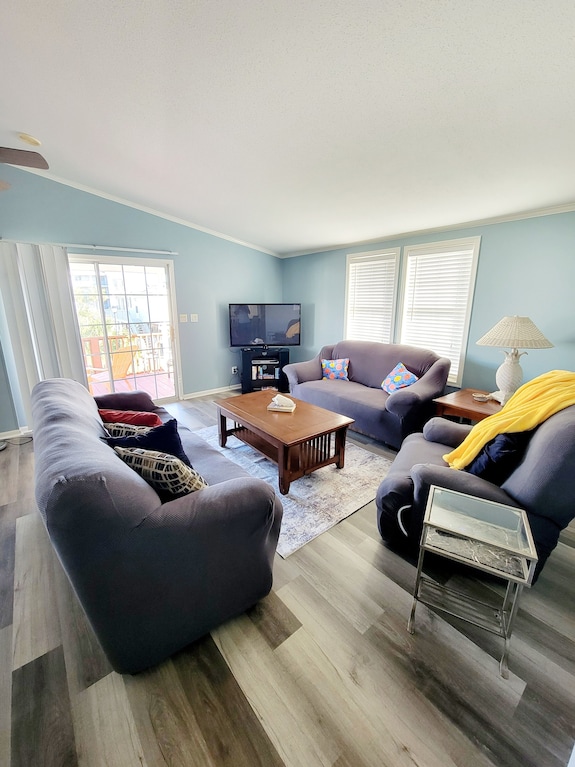 Carolina Rose - Steps From The Beach In Oceanside Village - Garden City, SC