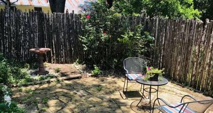 10th St. Bungalow Downtown, Bandera, TX.