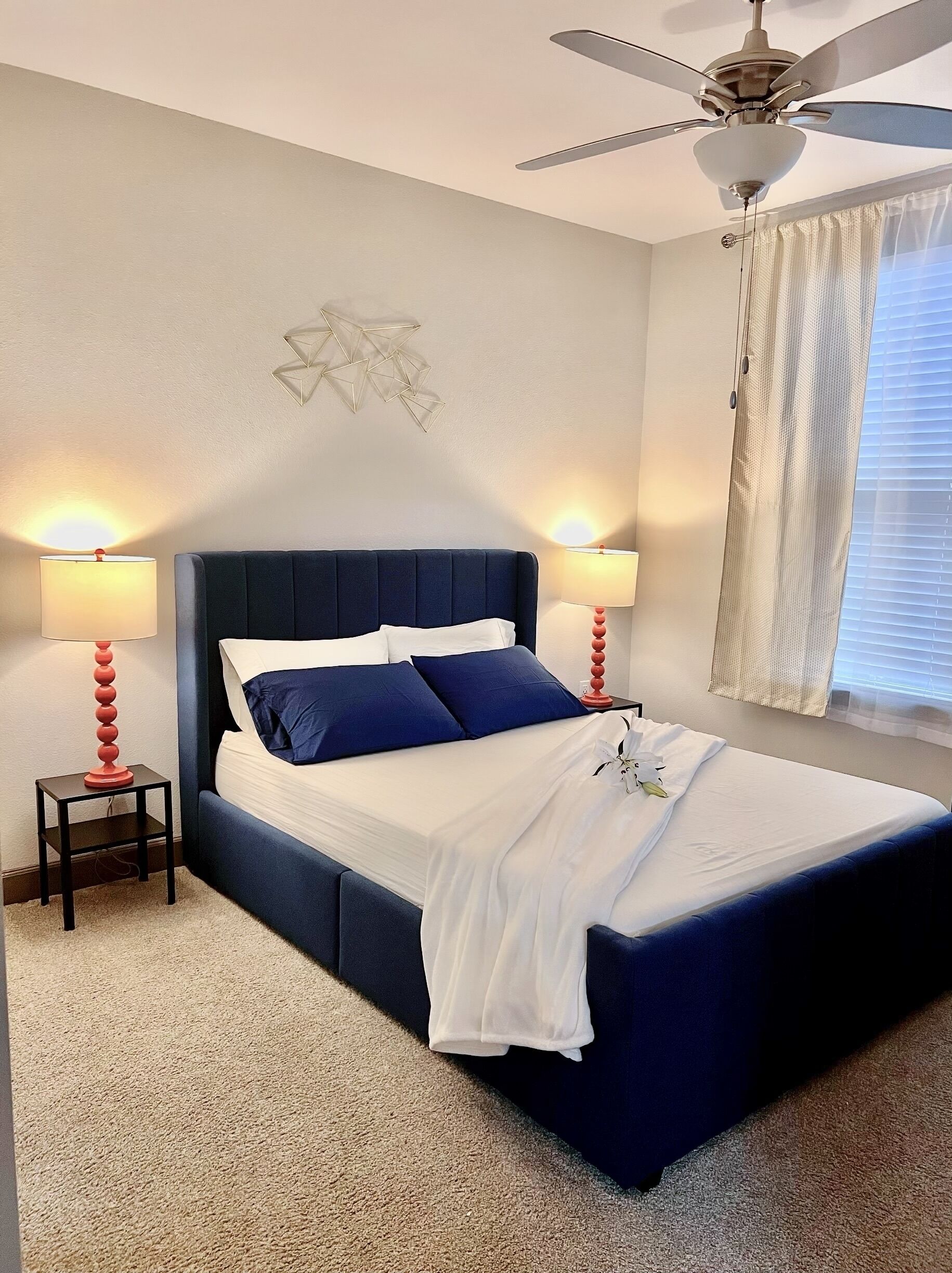 Newly furnished apartment 10 minutes to Magic Kingdom