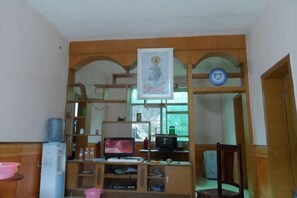 Interior - Caiyin Inn (Zhangjiajie)