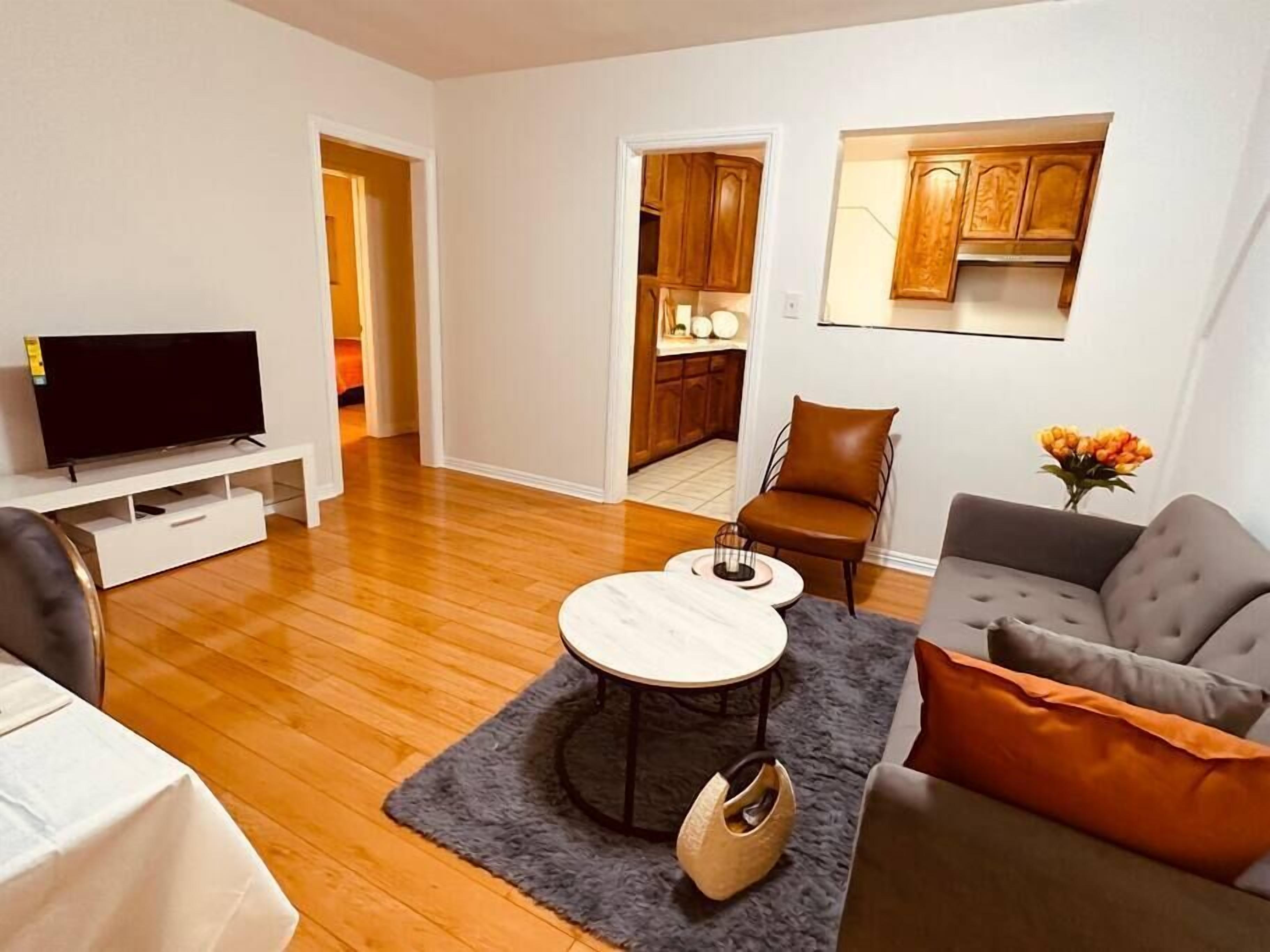 Casa Maple | 3BR | Big Yard Paradis w Grill