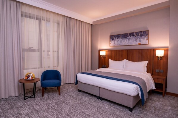 Family Double Room - Nusk Al Hijrah Hotel (Madinah)