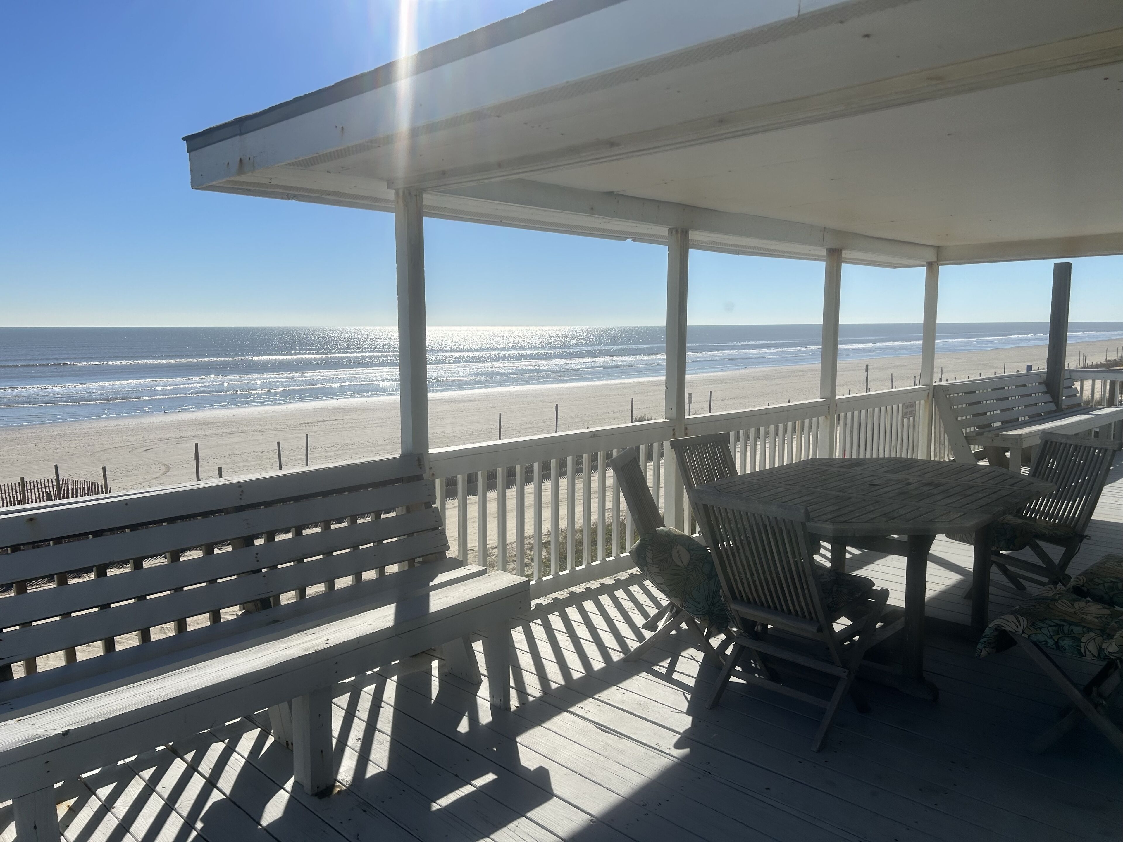 Steps From the Beach!!