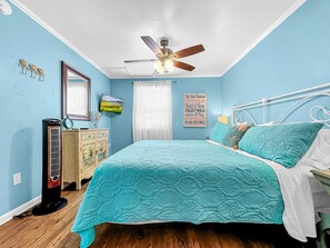 1 chambre, fer et planche à repasser, Wi-Fi, draps fournis