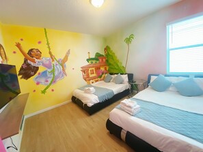 12 habitaciones y caja de seguridad en la habitación 
