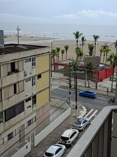 Ótimo Apartamento Vista Mar Pé na Areia