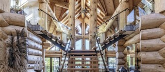 7 bed 6 bath cottage on Lake Muskoka