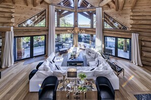 TV, fireplace, foosball, table tennis