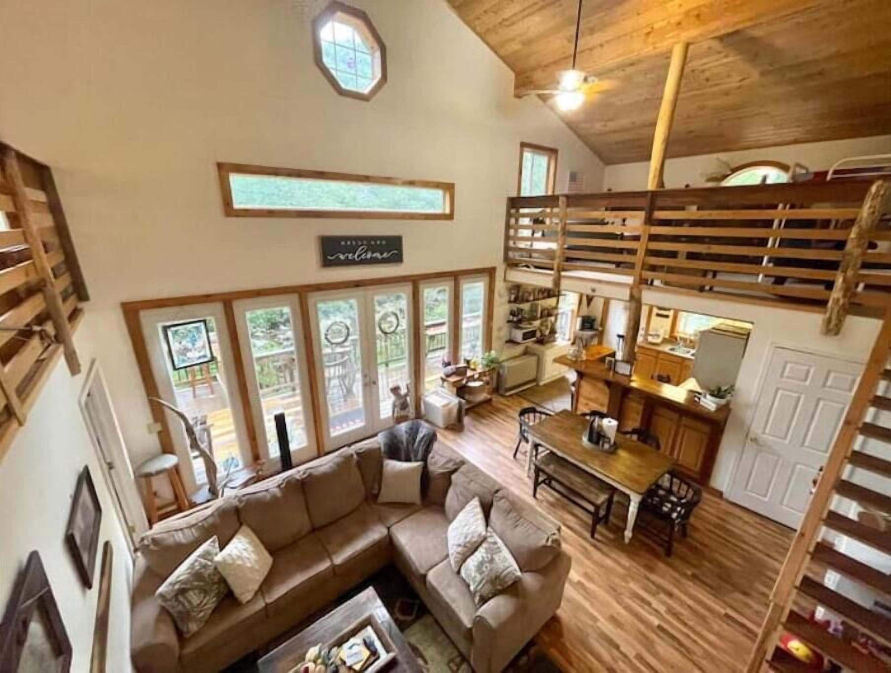 Cedar Lodge on Rock Creek!