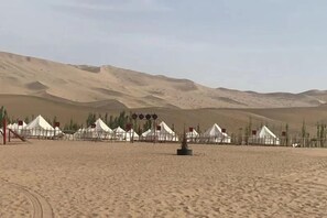 Room - Leyou Self-driving Desert Camping Base (Dunhuang)