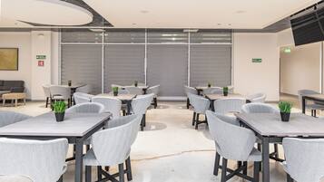 Free daily local cuisine breakfast