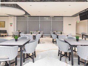 Free daily local cuisine breakfast 