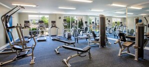 Fitness facility - Cozy Buckhead 1BR APT W/ Workstation near Midtown (Atlanta)