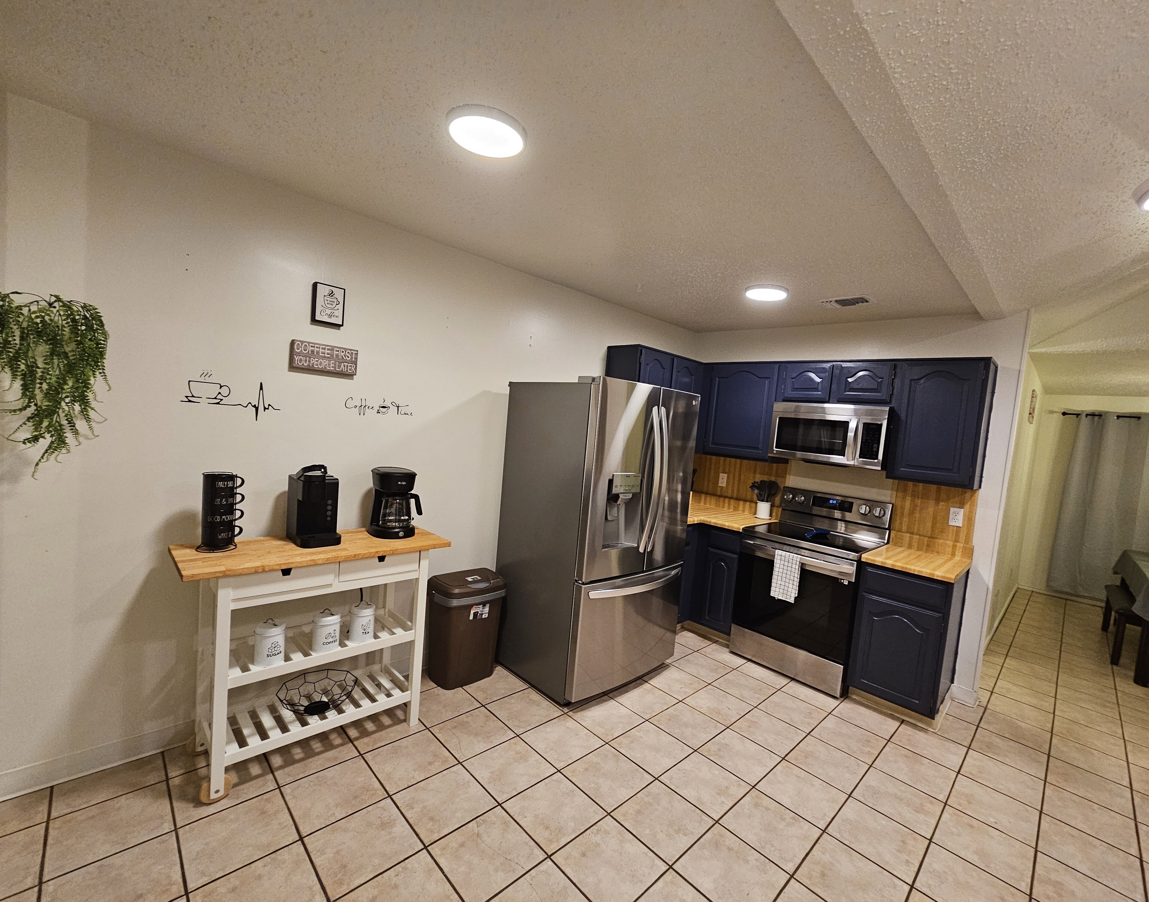 Spacious 3 bed 2 bath home in a quiet neighborhood near SeaWorld and Six Flags 