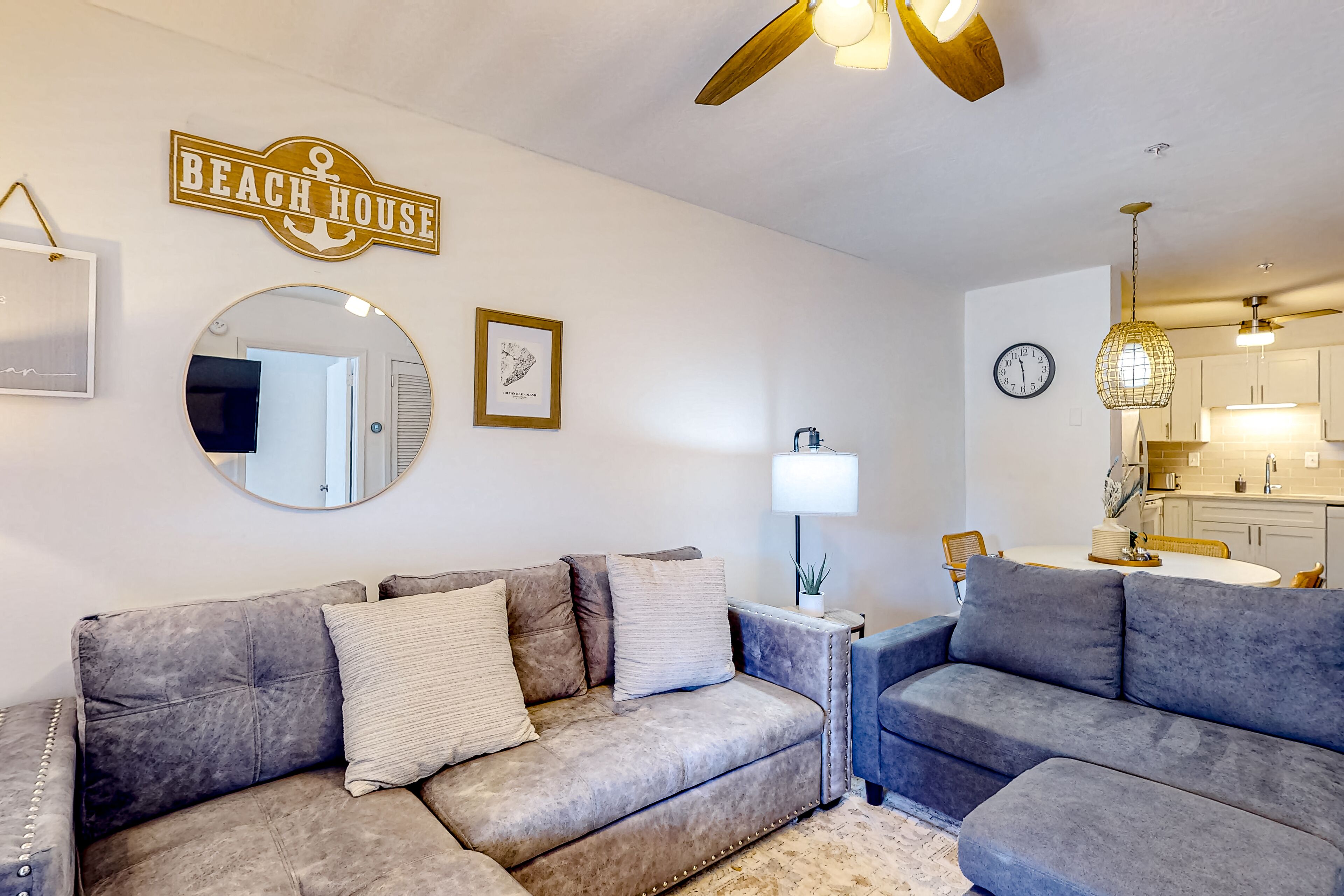 Vibrant condo with tennis courts, pool, W/D, gas grill, balcony, & playground