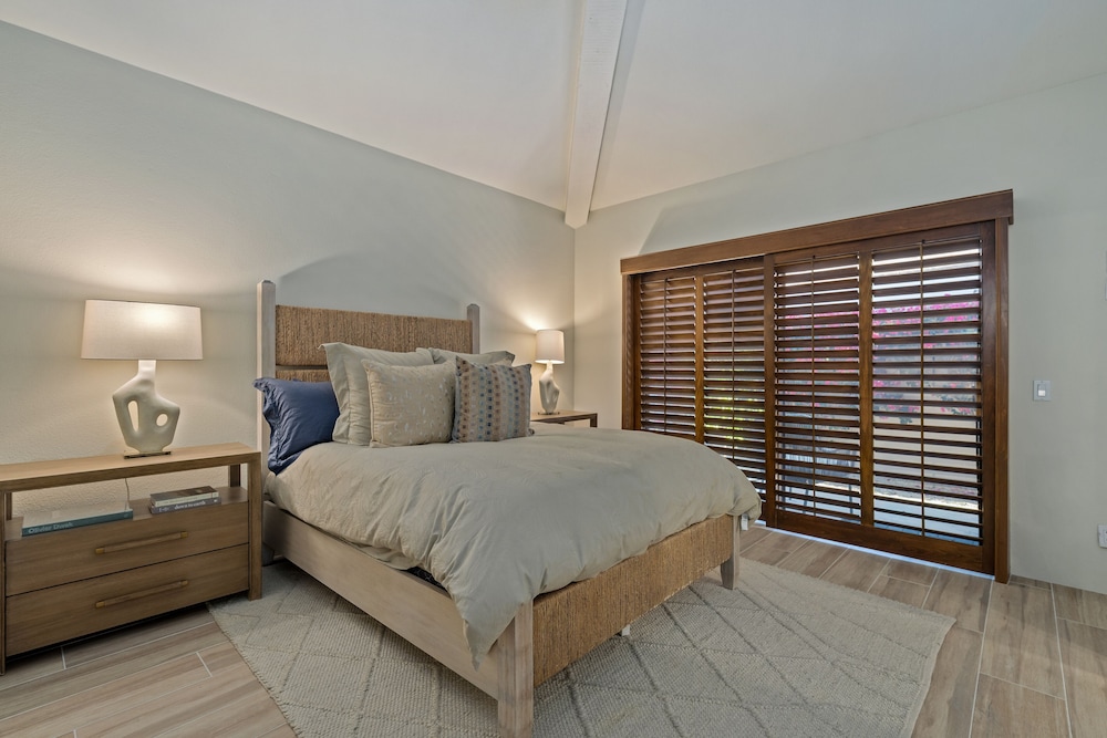 Beautiful remodeled condo, Close to festivals at PGA WEST. La Quinta