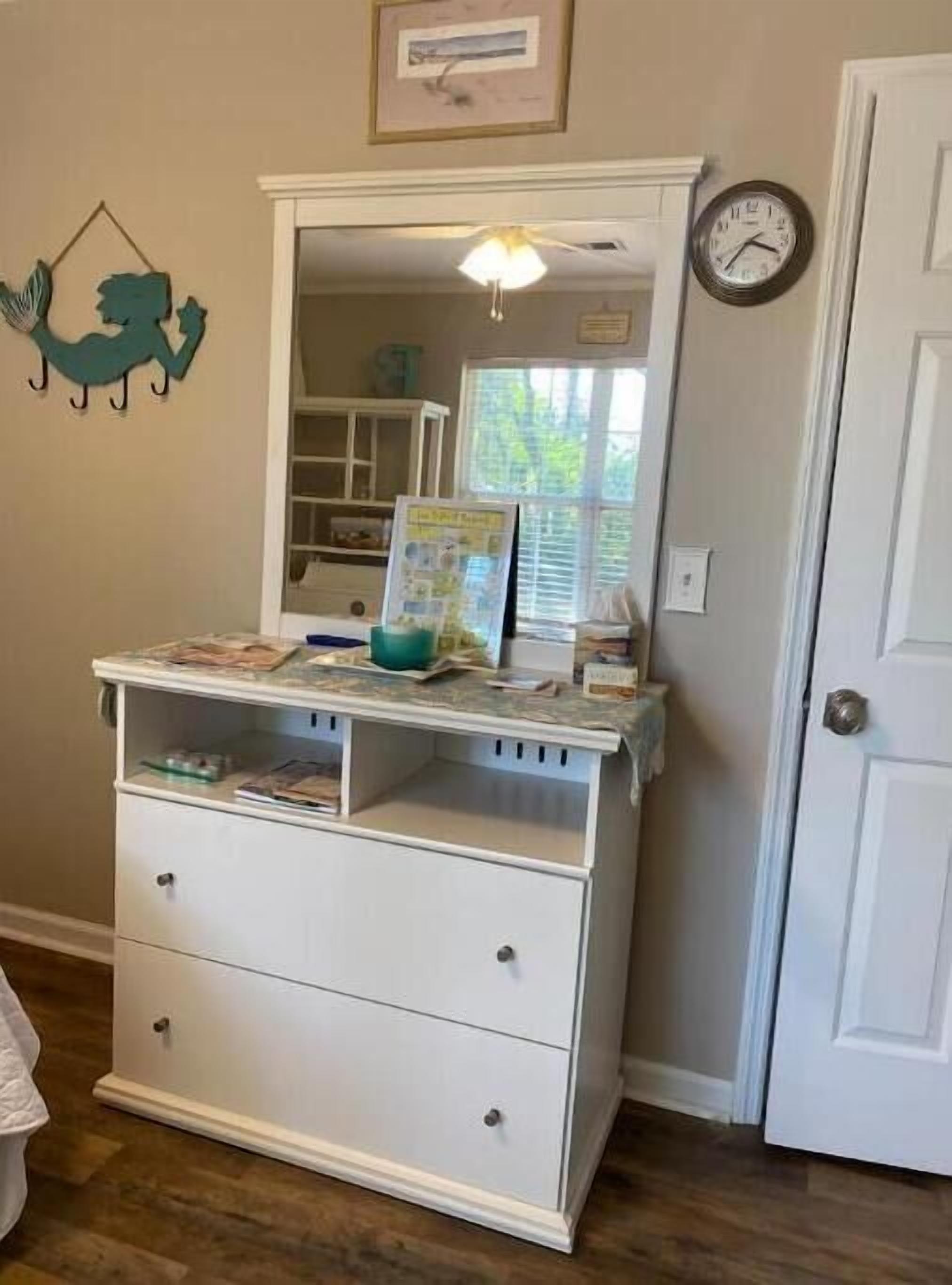 Relaxing Home Near Beach & Downtown