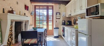 3 bedroom nice home in Taizé-Aizie