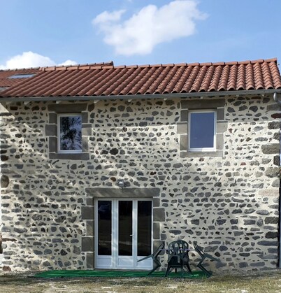 Petite Maison Moderne à la Campagne