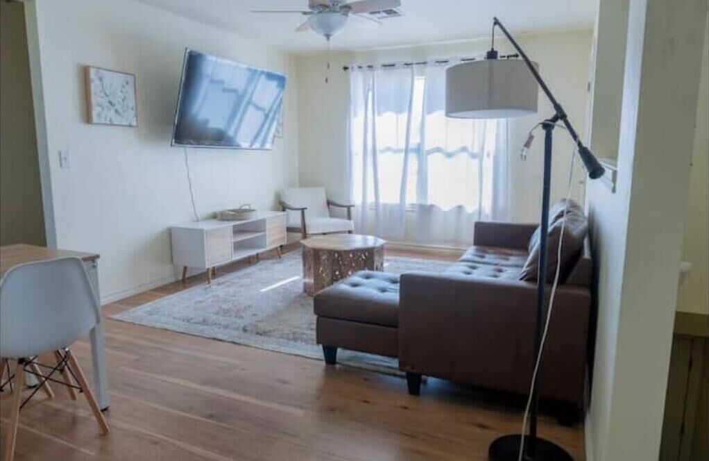 3bd/3bth Lovely Rental Home!