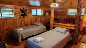 2 bedrooms, WiFi