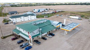 Exterior - St. Michaels Inn  (Rycroft)
