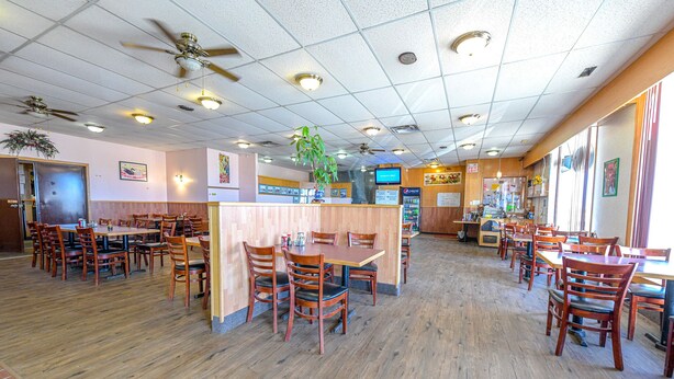 Lunch and dinner served - St. Michaels Inn  (Rycroft)