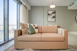 TV - Elegant 1BR at Montrose Residence B Al Barsha South by Deluxe Holiday Homes (Dubai)