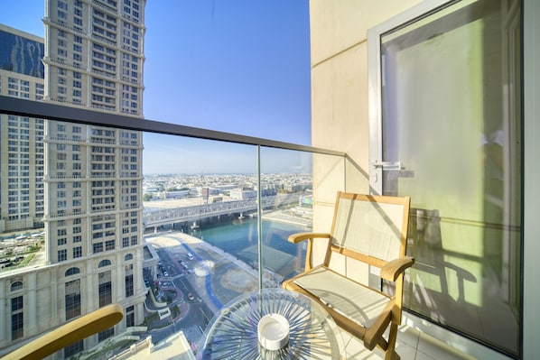 Property grounds - Glamorous 1BR at Noura Tower Business Bay by Deluxe Holiday Homes (Dubai)