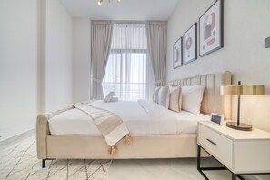 1 bedroom, in-room safe, free WiFi, bed sheets - Timeless 1BR at Binghatti Avenue Al Jaddaf by Deluxe Holiday Homes (Dubai)