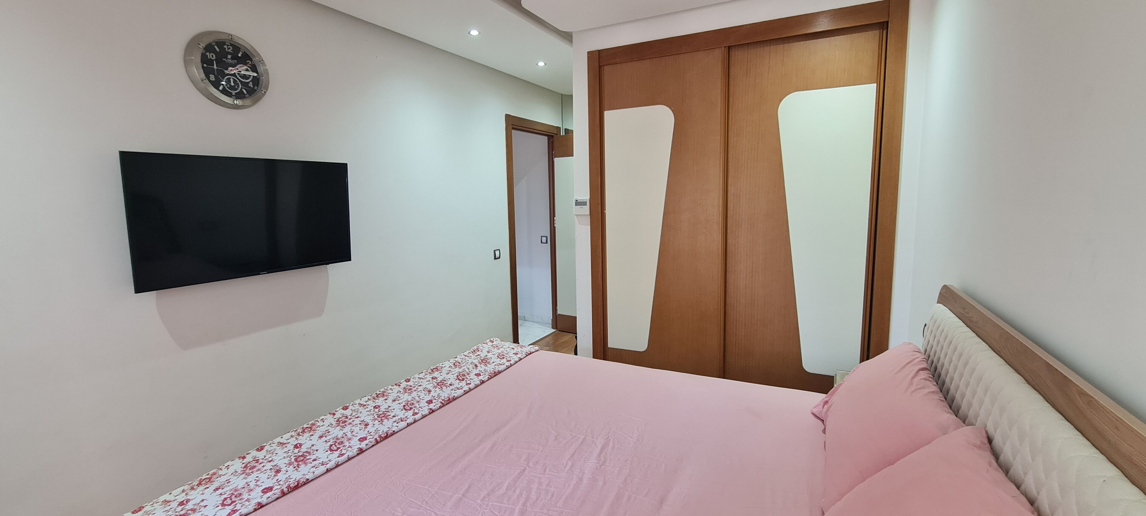 2 bedrooms, free WiFi