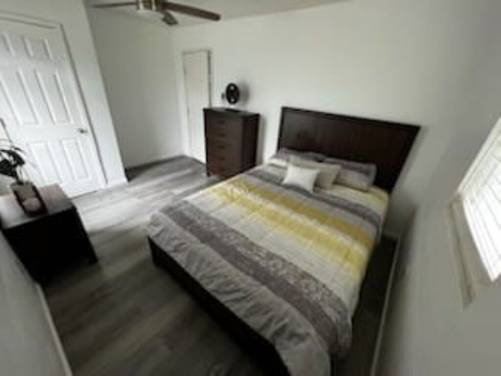 Peaceful Cottage Washer + a Dryer.