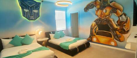 12 bedrooms, in-room safe, iron/ironing board, free WiFi