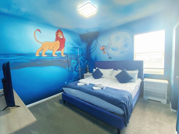 12 bedrooms, in-room safe, iron/ironing board, free WiFi
