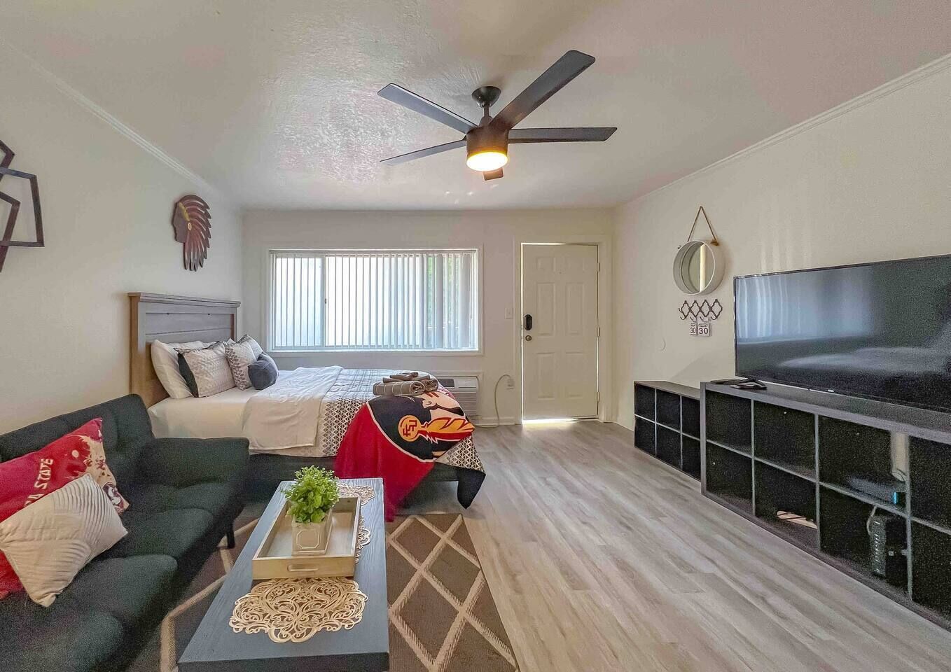 FSU Getaway Studio walking distance to Stadium!!!